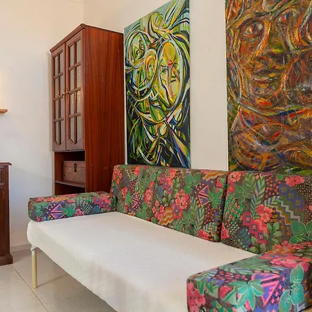 Casa Do Largo Dona Ana In * Lagos